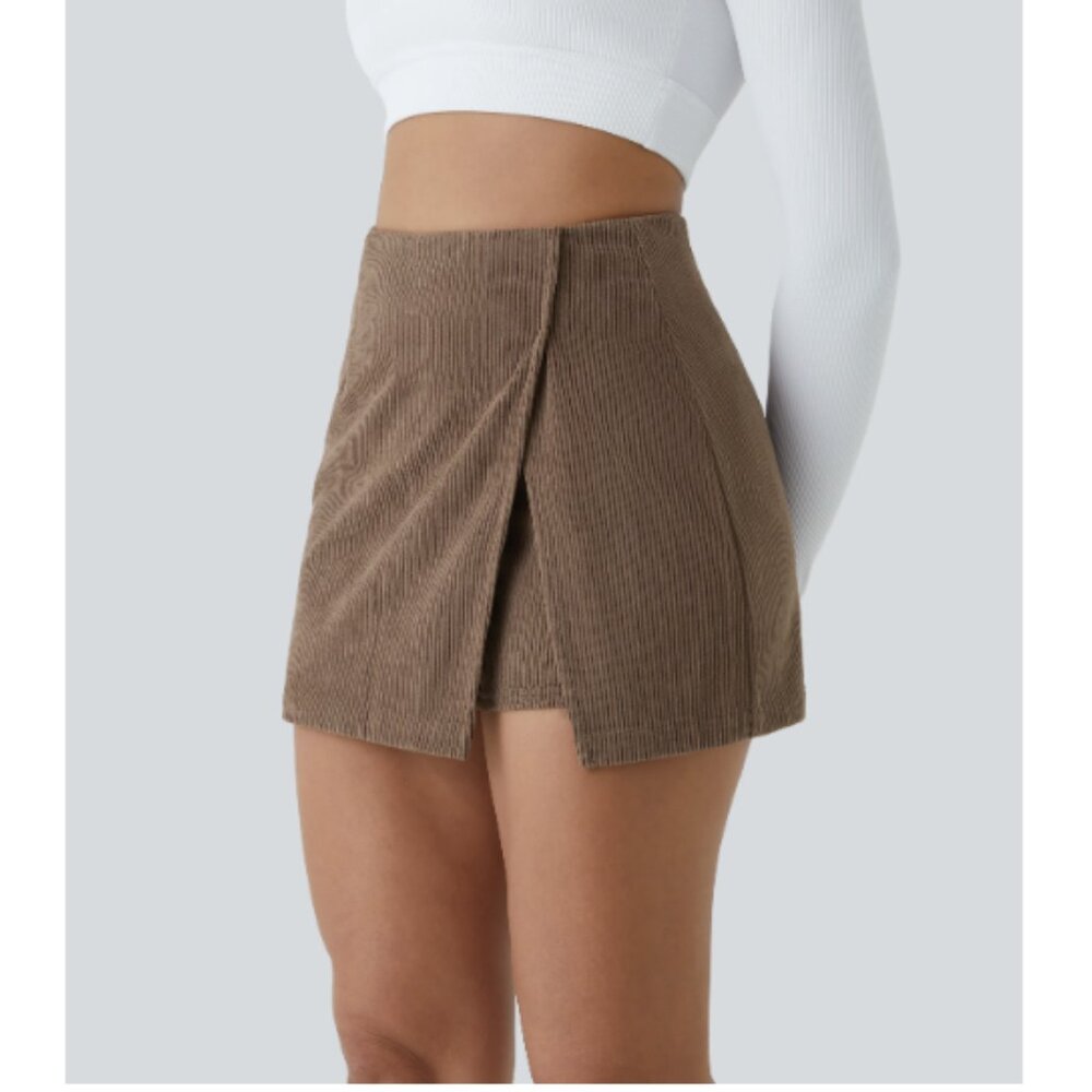 NWT Halara High Waisted Back Zipper Hem 2-in-1 Corduroy Skirt, Brown | Medium